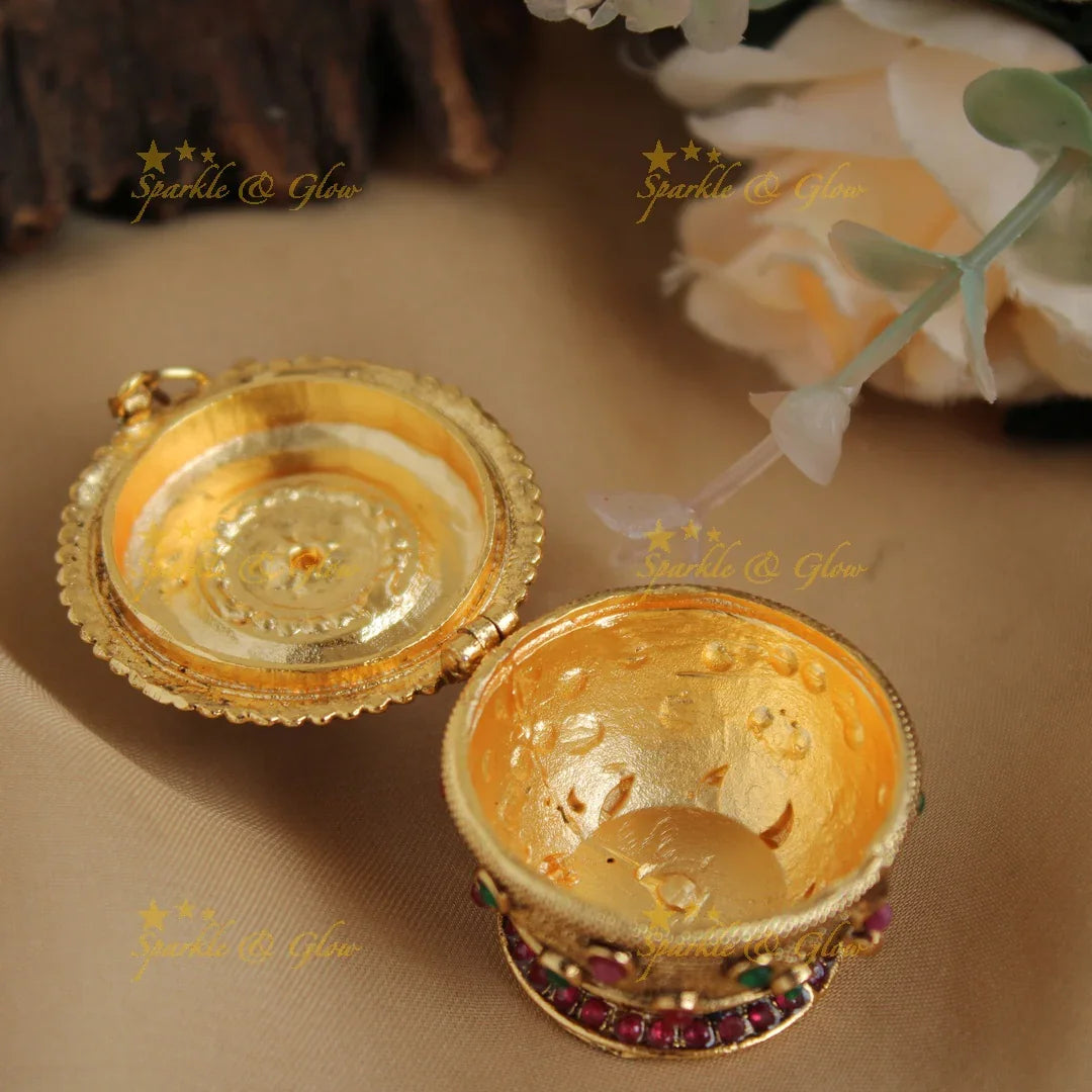 Gold alike Simple Small Elegant Kumkum box - Sparkle and Glow