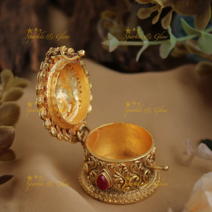 Gold alike Radha krishna idol Kumkum box - Sparkle and Glow