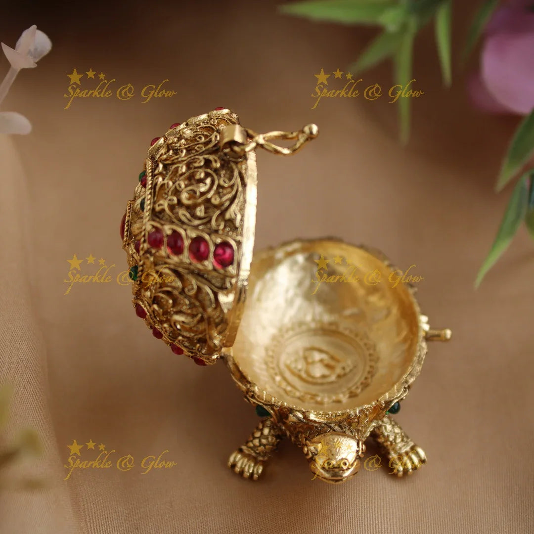 Gold alike Tortoise Kumkum box - Sparkle and Glow