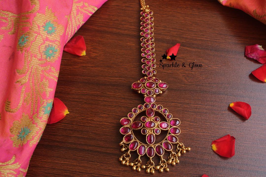 Kemp stones non idol single line maang tikka - Sparkle and Glow