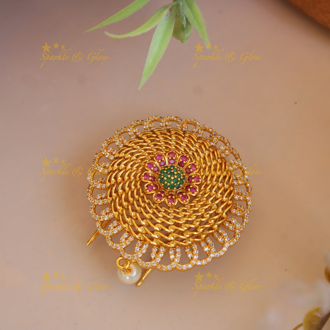 Beautiful Gold Alike Floral design Hair Pin