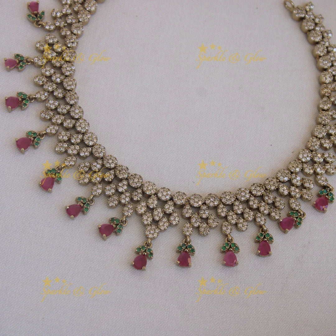 Premium matte gorgeous floral and leaflet ad necklace - Sparkle and Glow