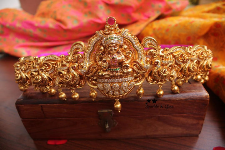 Gold alike polished peacock style nagas hipbelt - Sparkle and Glow
