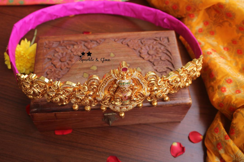 Gold alike polished peacock style nagas hipbelt - Sparkle and Glow