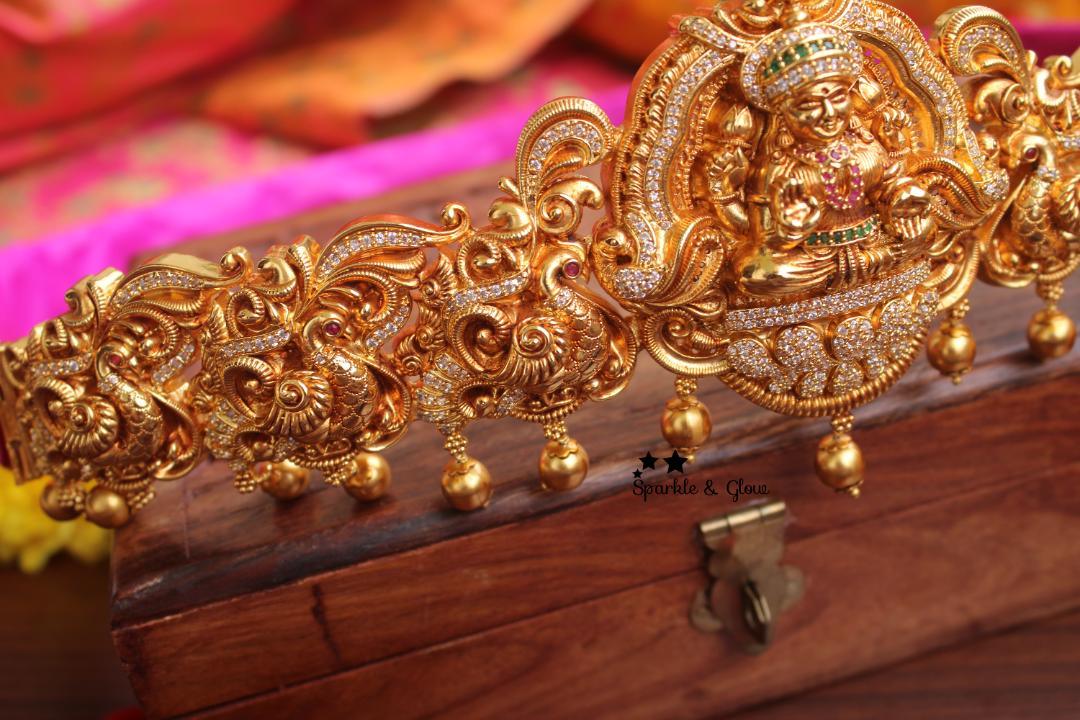 Gold alike polished peacock style nagas hipbelt - Sparkle and Glow