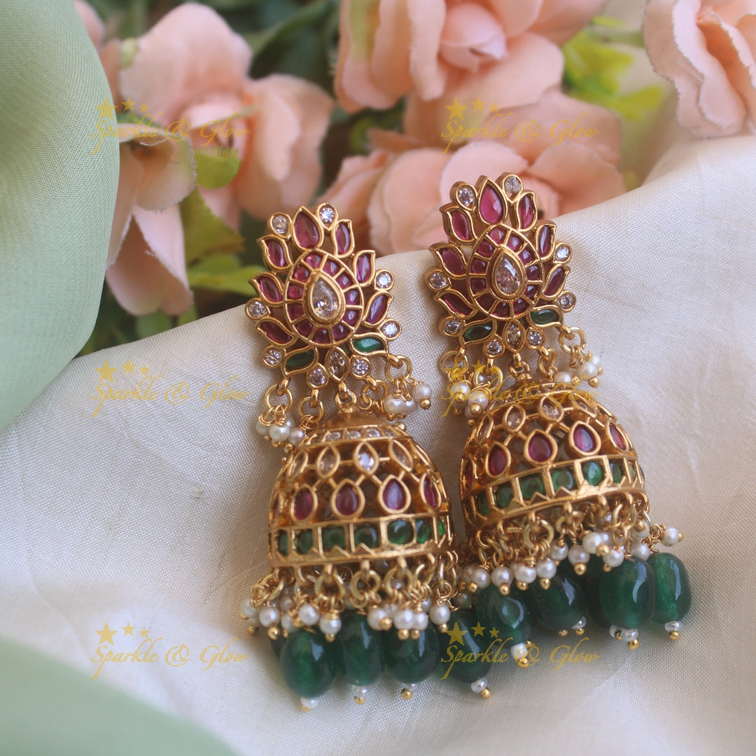 Simple Floral kemp stone Earrings with Green Beads