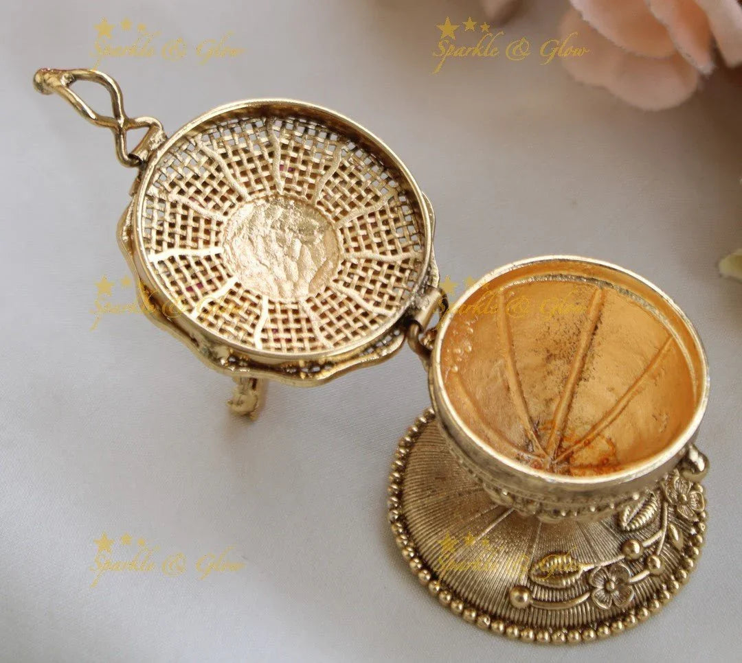 Beautiful Floral Leaf Design Kumkum Box - Sparkle and Glow