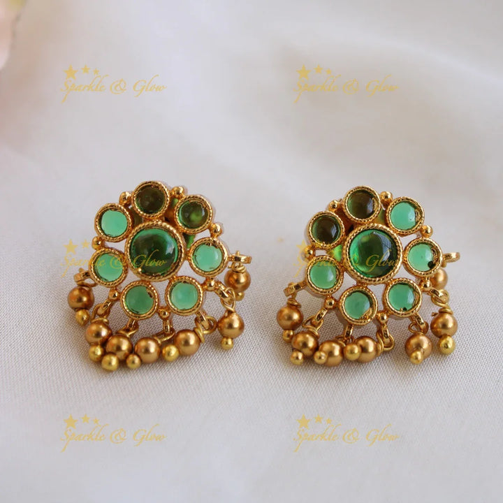 Stunning Emerald and gold beads short necklace - Sparkle and Glow