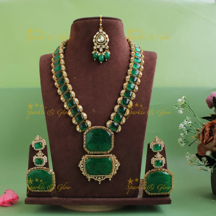 Nita Abani inspired doblet stone Intricately carved Emerald Box design Victoria AD Haram - Sparkle and Glow