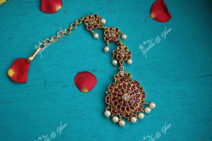 Kemp stones non idol single line maang tikka - Multi - Sparkle and Glow