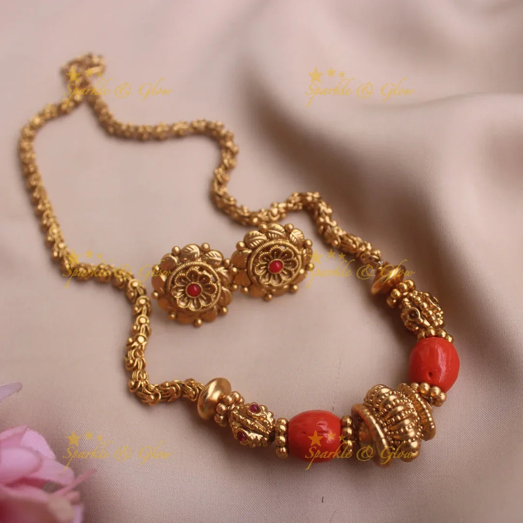 Beautiful Floral design Coral and gold beaded short necklace - Sparkle and Glow
