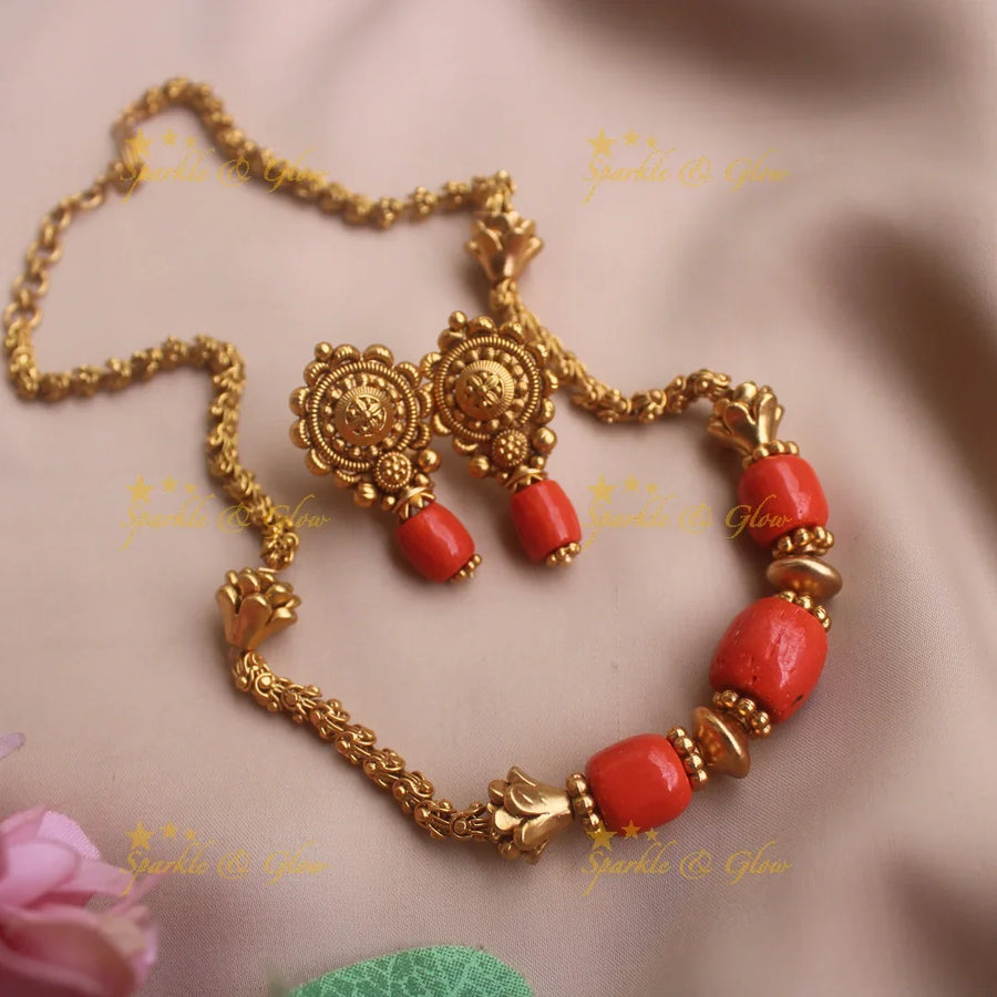 Elegant Coral beaded short necklace - Sparkle and Glow