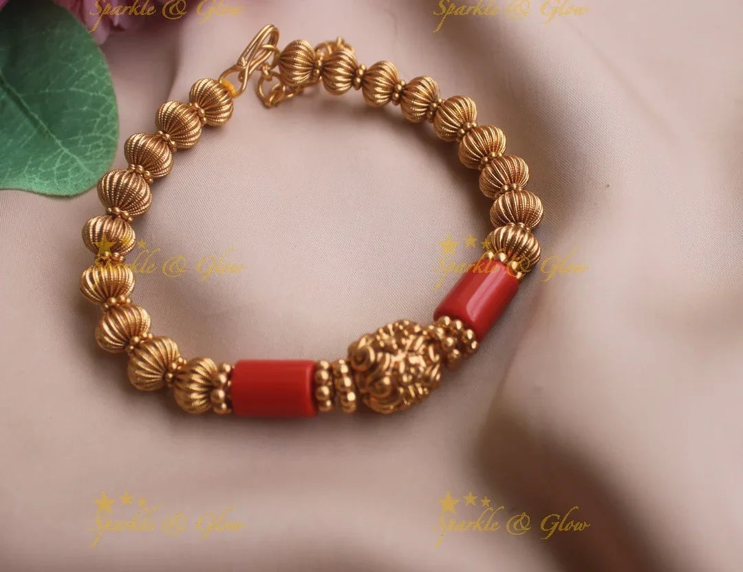 Elegant Gold and coral beaded bracelet - Sparkle and Glow