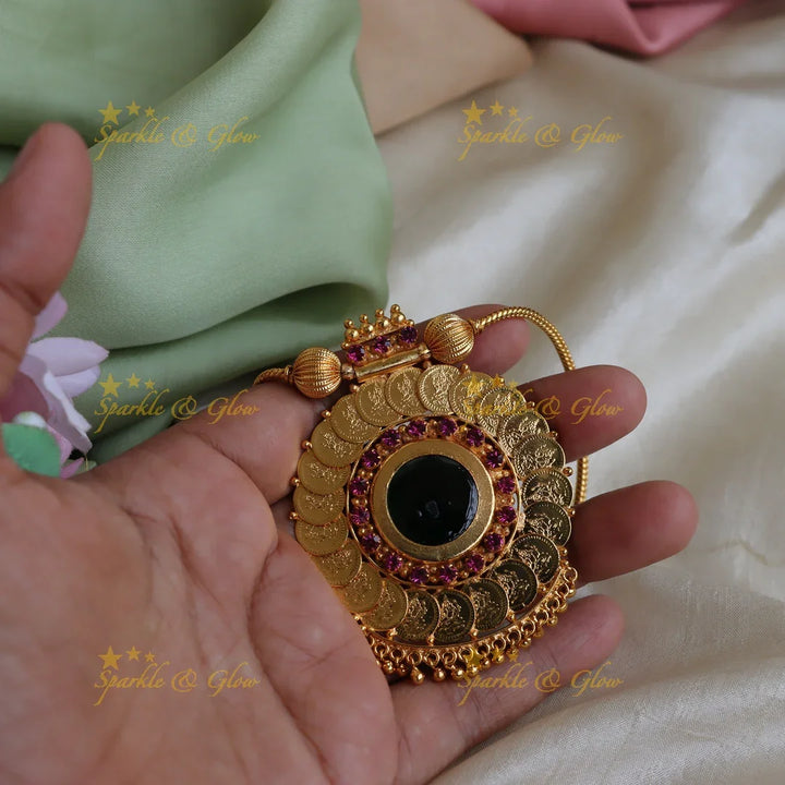 Elegant Coin circle design kerala style pendant necklace-Green - Sparkle and Glow