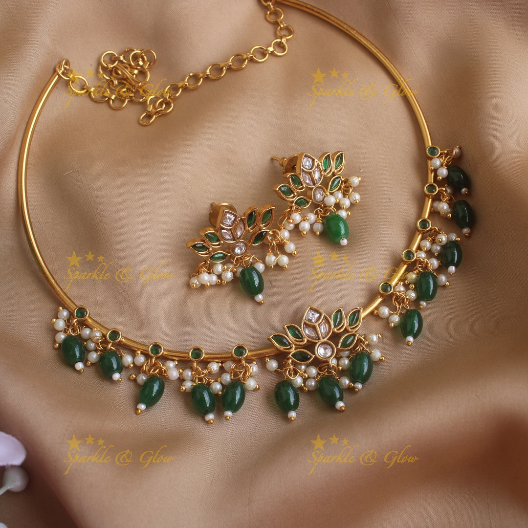 Elegant Lotus Hasli Choker- Whitegreen