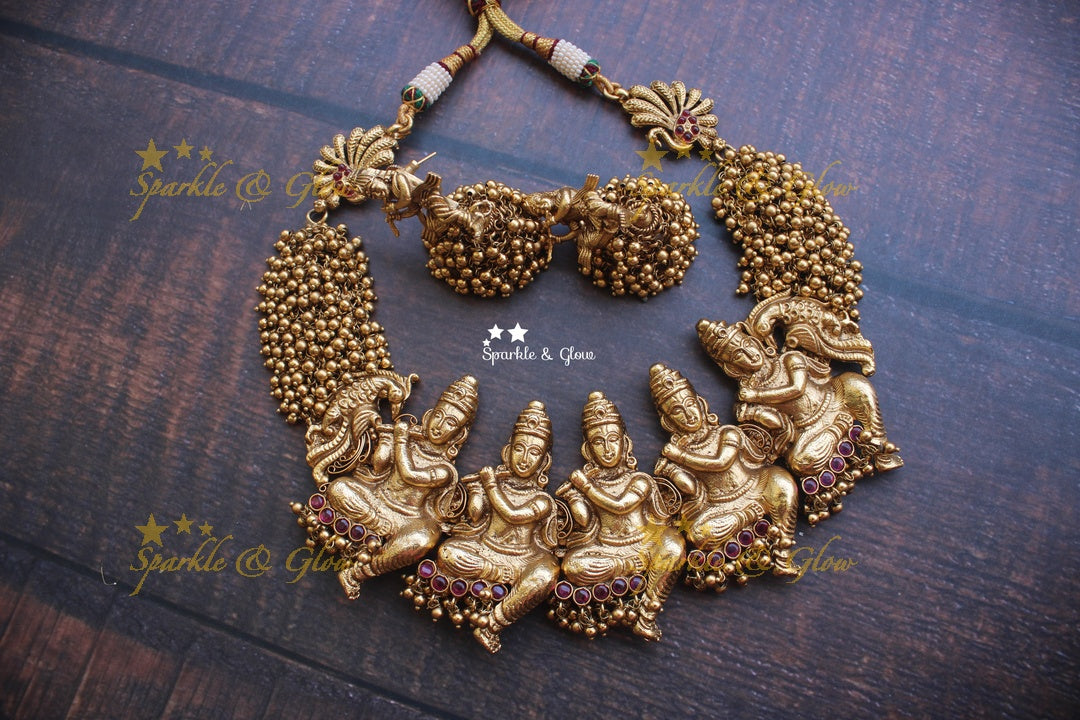 Gold alike exquisite Krishna playing flute short or choker necklace