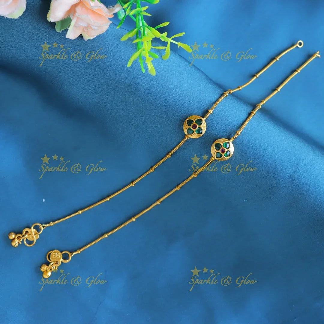 Beautiful Floral design Anklet-Greenwhite - Sparkle and Glow