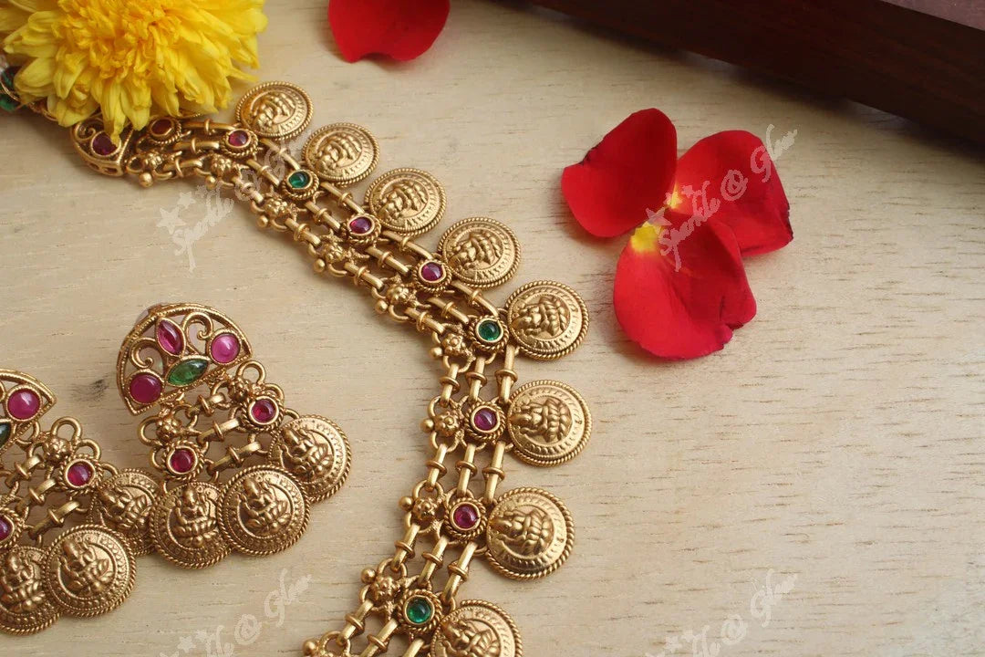 Gold look alike elegent coin necklace - Sparkle and Glow