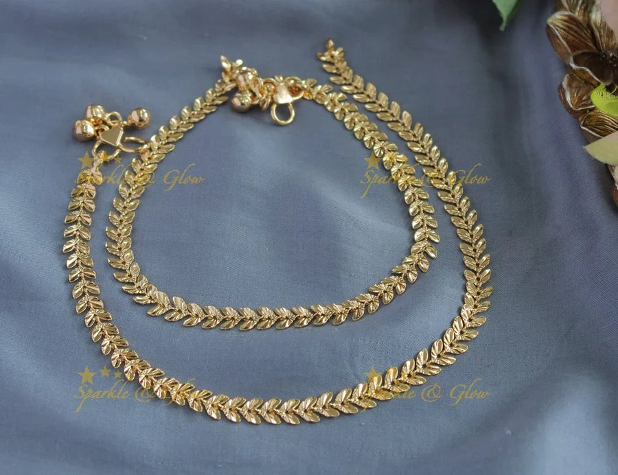 Beautiful gold alike Leaf design Anklet - Sparkle and Glow