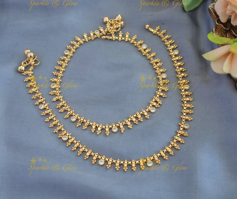 Beautiful Floral stone design Anklet - Sparkle and Glow