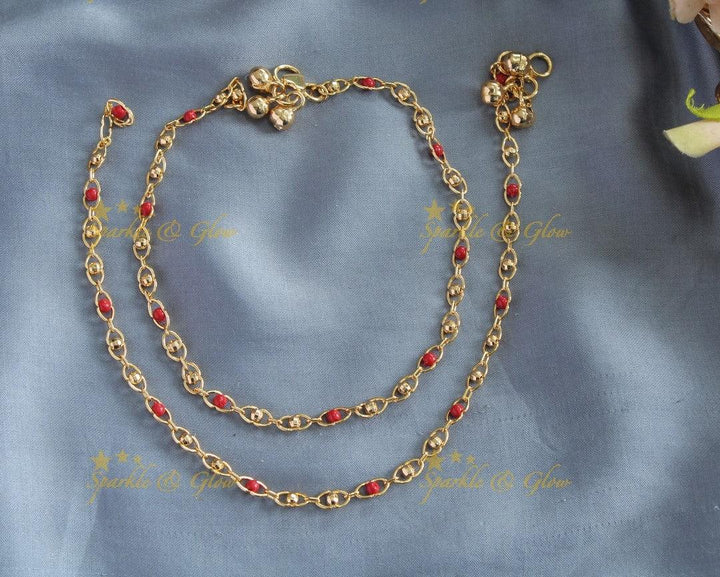 Elegant gold and black ball beaded anklet - Sparkle and Glow