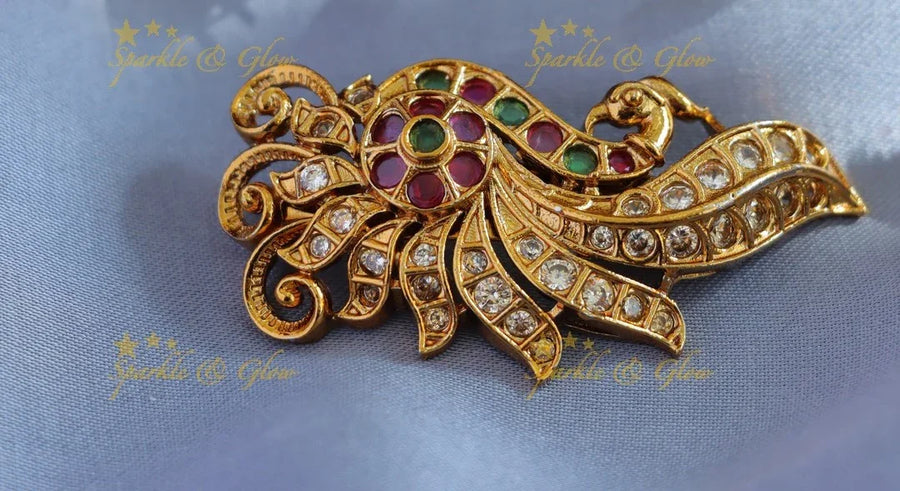 Beautiful Kemp peacock feather Sareepin - Sparkle and Glow