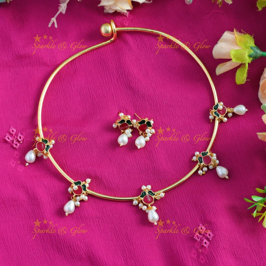Elegant Leaflet design victorian AD hasli choker with pearl drops - Sparkle and Glow