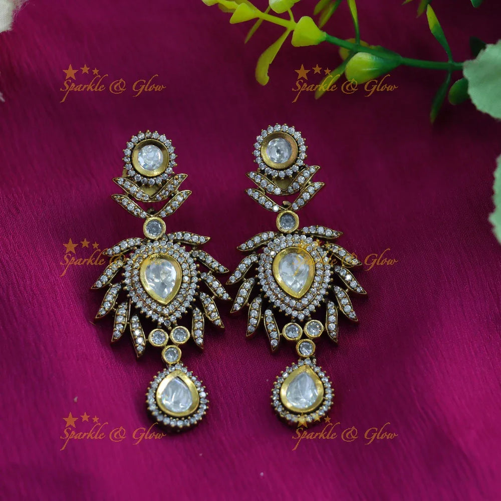 Grand Leaf design victorian AD choker with maang tikka - Sparkle and Glow