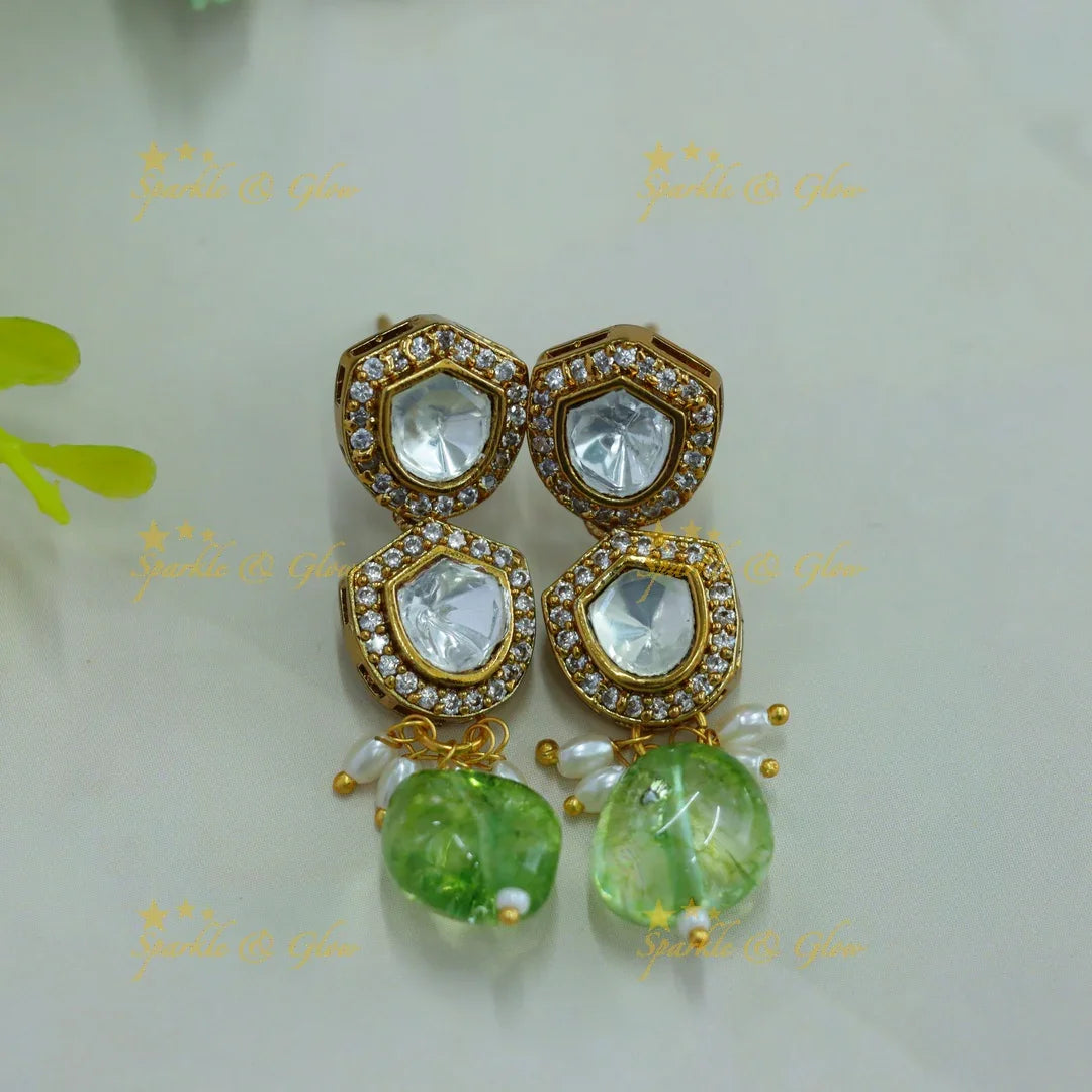 Beautiful victorian AD short necklace with rice pearls and mint green beads - Sparkle and Glow