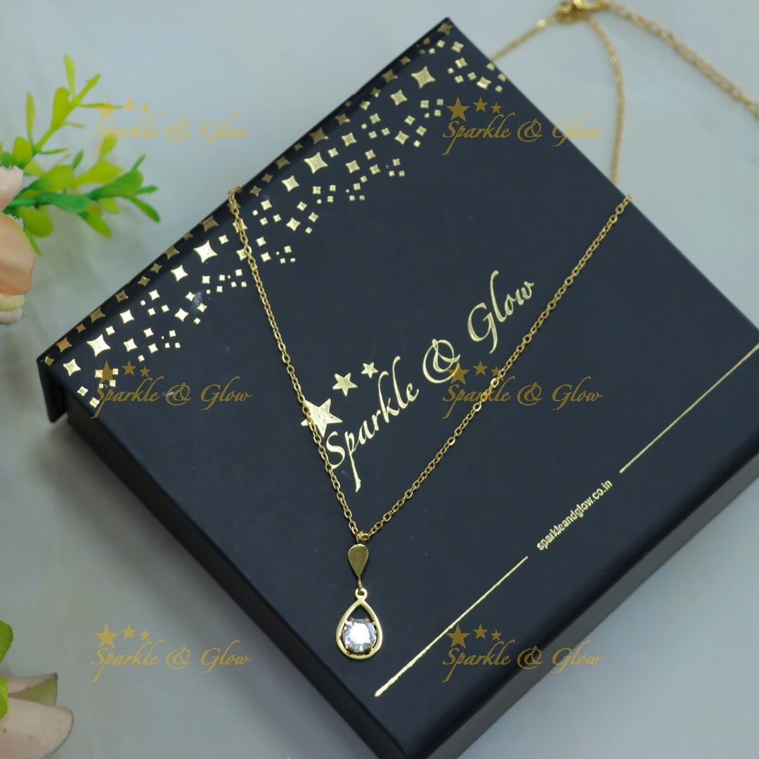 Beautiful Waterdrop pendant short necklace