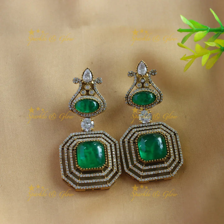 Sparkling Goemetric pendant carved Victorian AD Haram - Sparkle and Glow