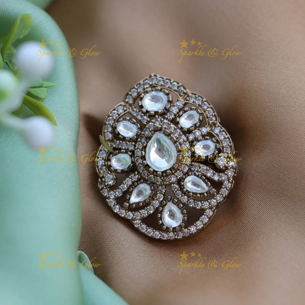 Pretty victorian Stones finger ring - Pink - Sparkle and Glow