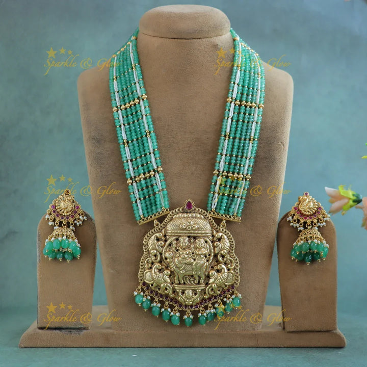 Grand Nagas pendant Haram with multilayered mintgreen beads - Sparkle and Glow