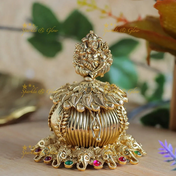 Gracious Idol Ganesha Leaf design Kumkum Box - Sparkle and Glow
