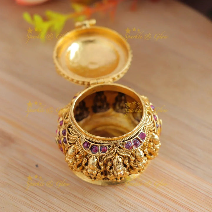 Beautiful Idol Mahalakshmi Devi Kumkum Box - Sparkle and Glow