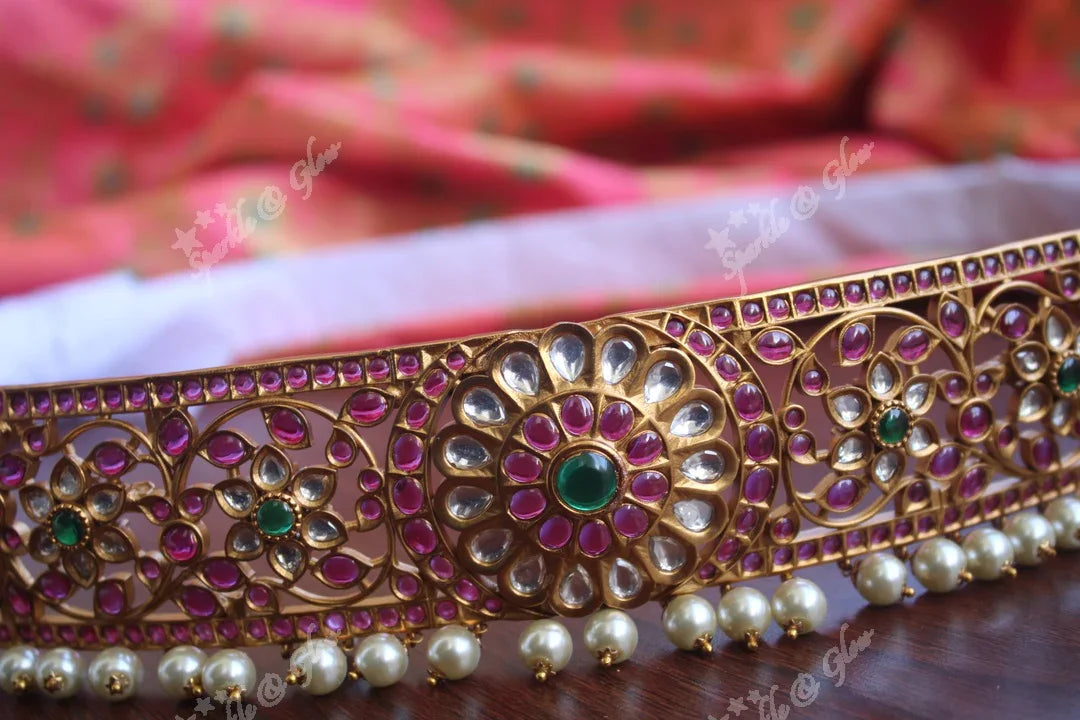 Gold alike polished kemp stones hip belt - Sparkle and Glow