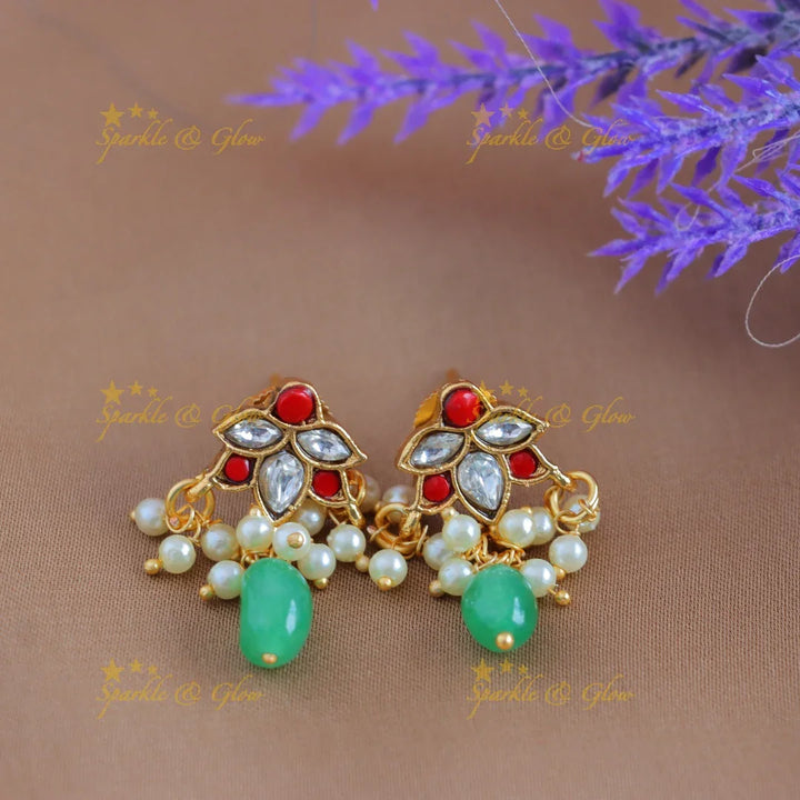 Beautiful Kemp Antique Floral pendant chain with green beads-Coral - Sparkle and Glow