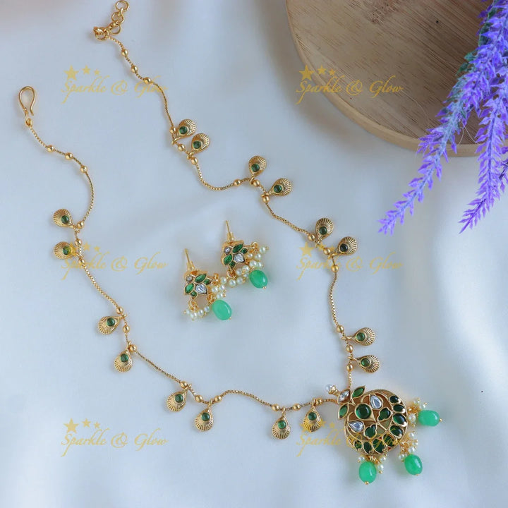 Beautiful Kemp Antique Floral pendant chain with green beads-Coral - Sparkle and Glow