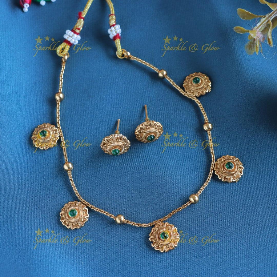 Gracious Pancha Floral design short necklace-Green - Sparkle and Glow