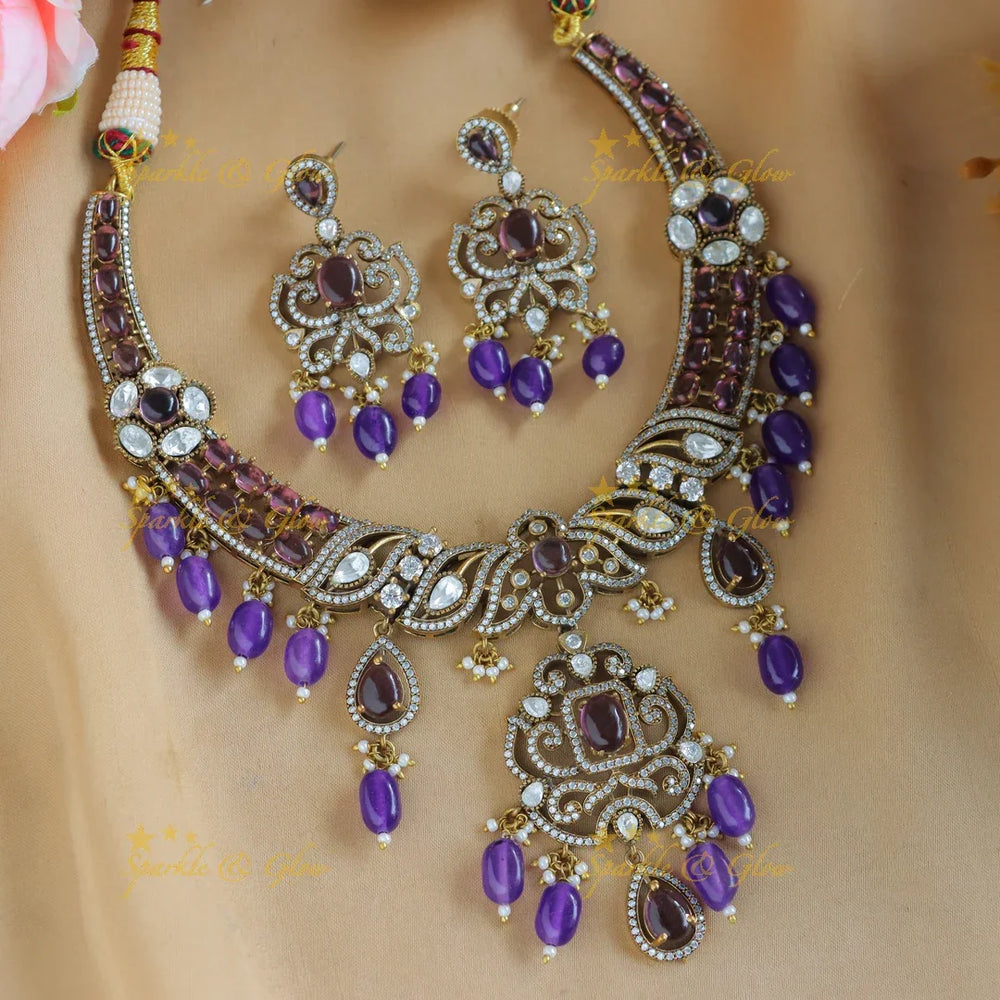 Gracious Leaf Floral design Victorian AD kundan short necklace-Green - Sparkle and Glow