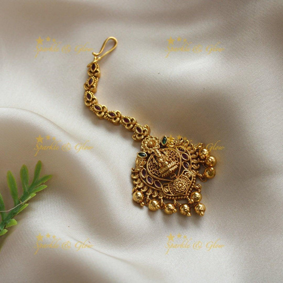 Statement Idol Lakshmi Floral Single line maangtikka - Sparkle and Glow