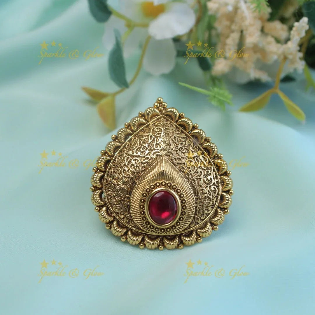 Pretty leaf design gold alike finger ring - Sparkle and Glow