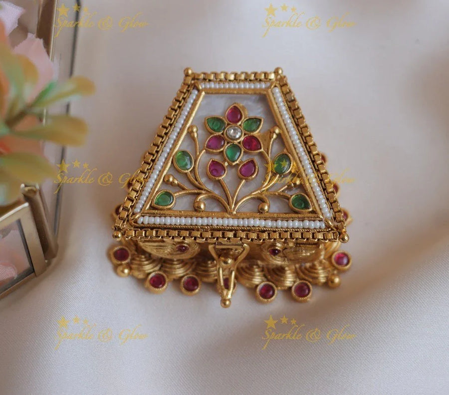 Stunning Floral Leaf design Trapeze shape Kumkum box - Sparkle and Glow