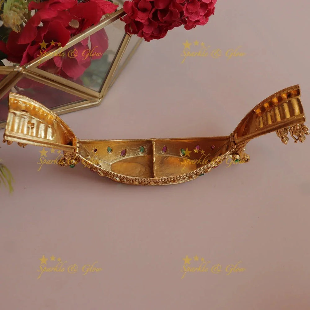 Elegant Rama Parivar On boat design Kumkum Box - Sparkle and Glow
