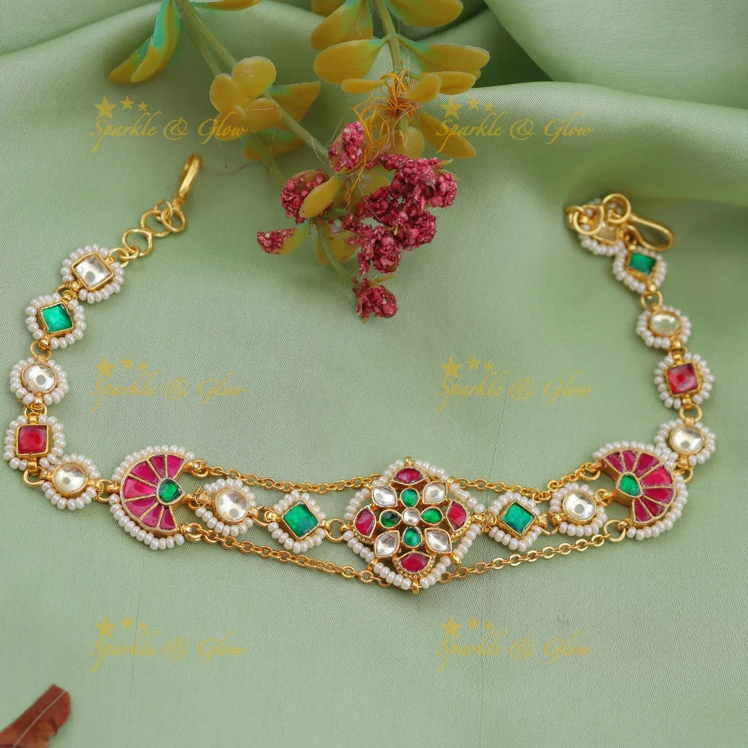 Jadau Kundan Sheeshphool with Fan Motifs and Pearl Border