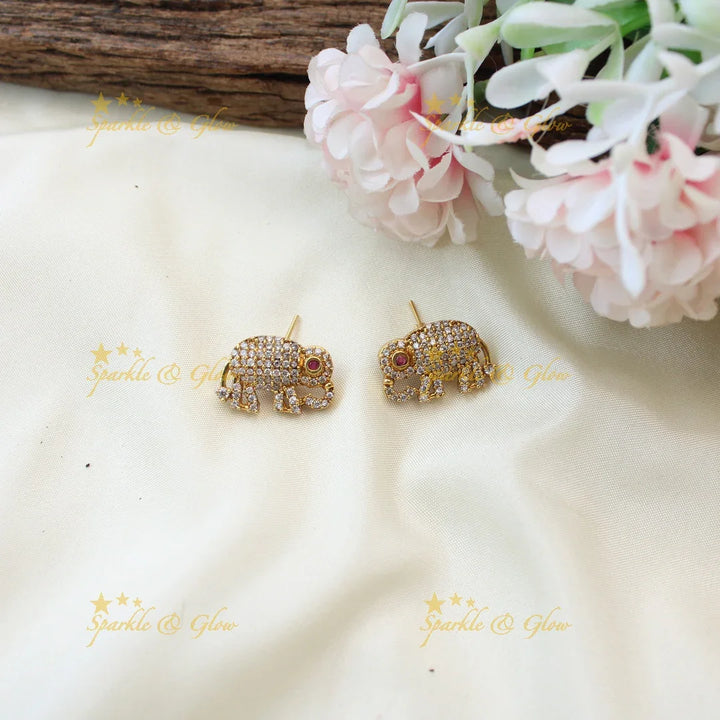 Gold-Like Elephant Motif CZ Necklace Set