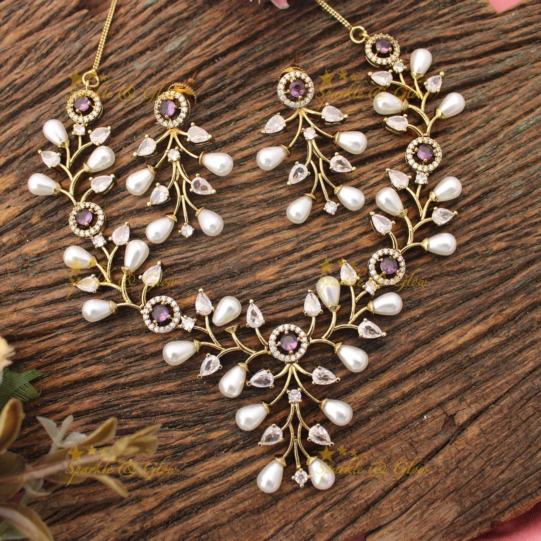 Gracious Leaf Floral American diamond short necklace