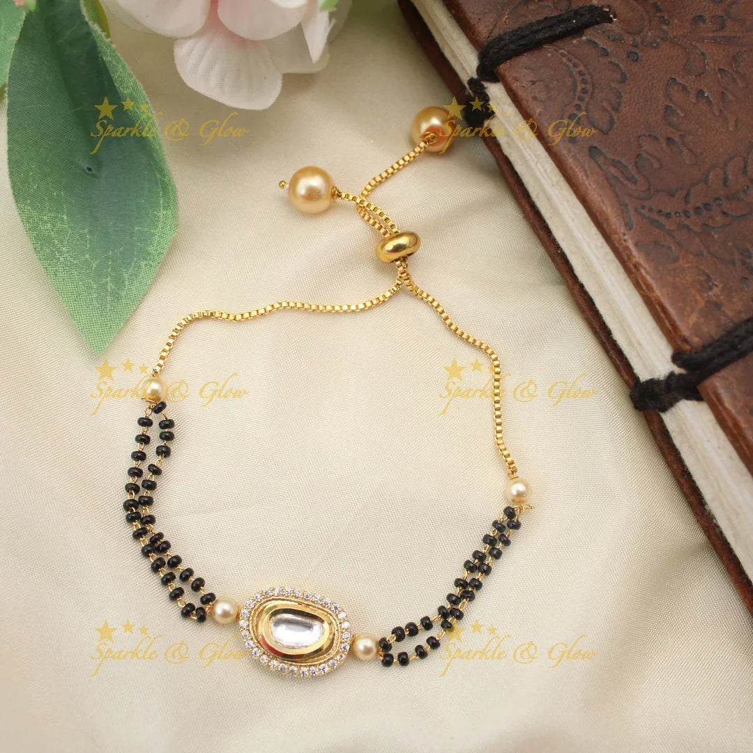 Gracious Adjustable Mangalsutra-style Bracelet with Oval Kundan Charm
