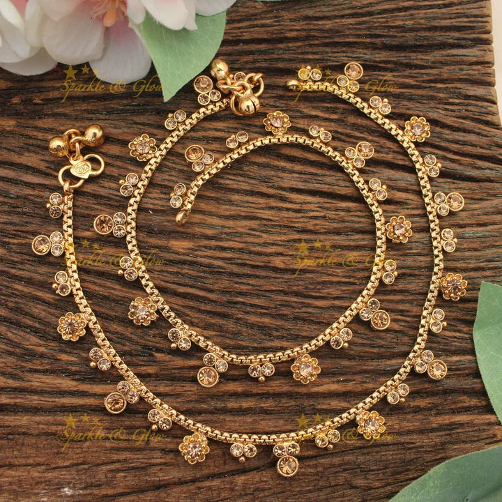 Traditional Floral stone Anklet