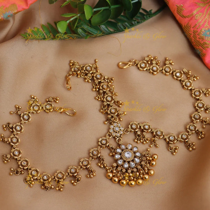 Stunning Kemp Floral Bridal Maang tikka